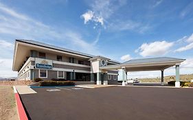 Travelodge Globe Az 2*